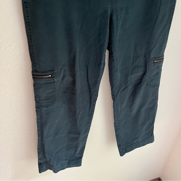 Columbia Cropped Cargo Pants - Picture 8 of 9
